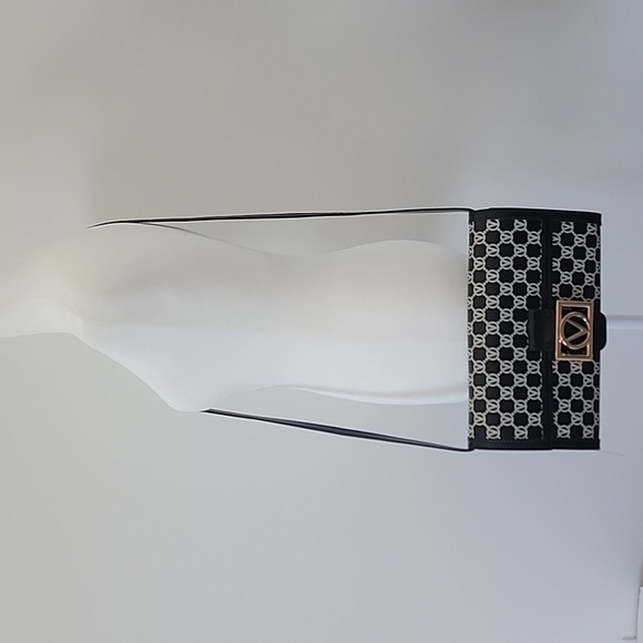 NWT Authentic Mario Valentino Ava Leather Crossbody Designer Bag Black White - Picture 2 of 11